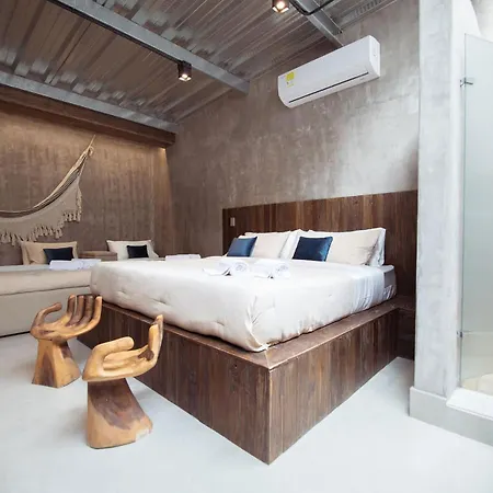 Castillo Grande Bayside Retreat 6br 2 Homes